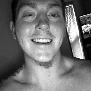 Meet your Posher, Derek